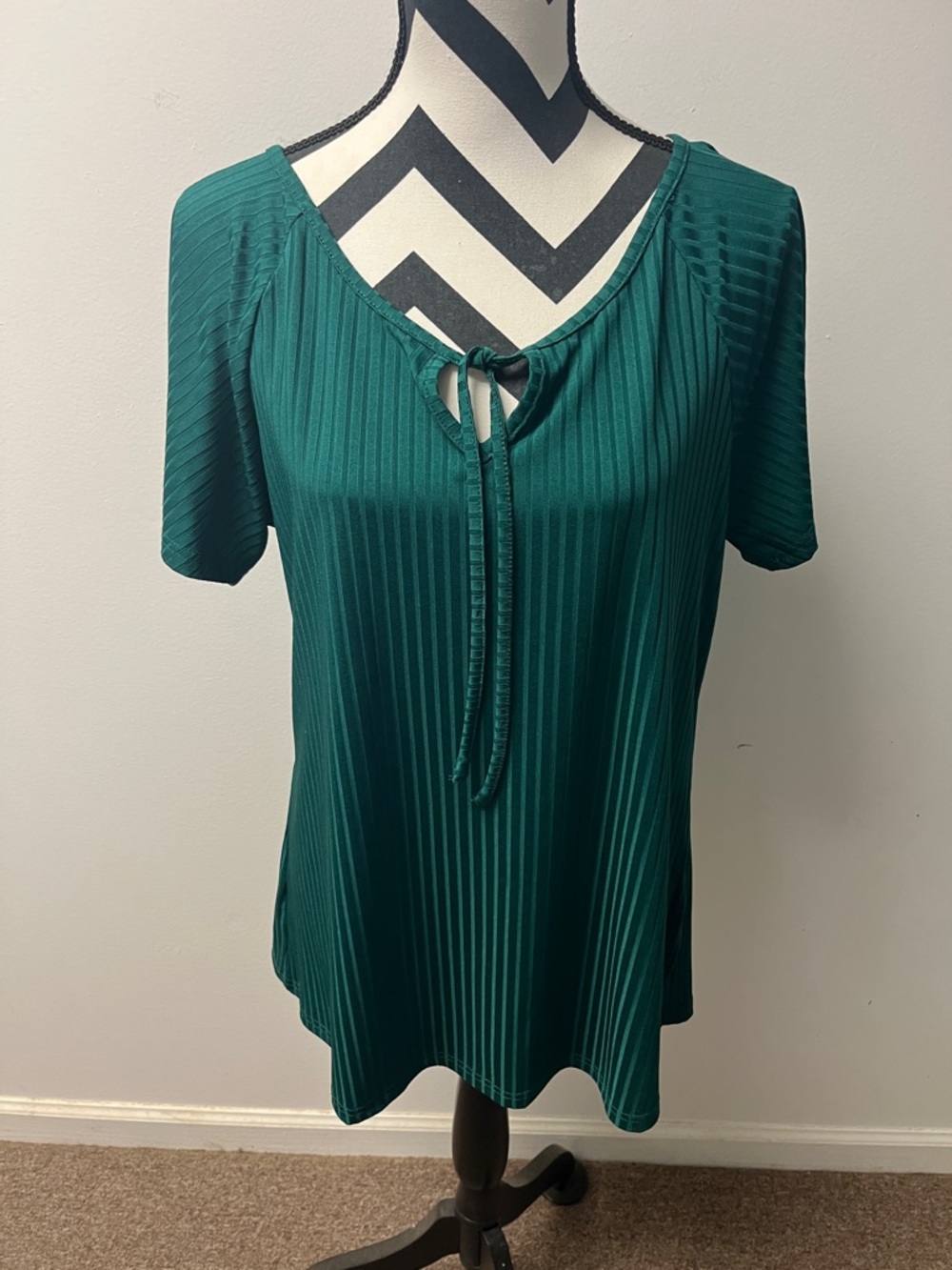 Amazon Women's Teal Tie-Front Ribbed Short Sleeve Blouse